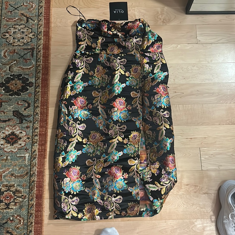 Dress size M/L